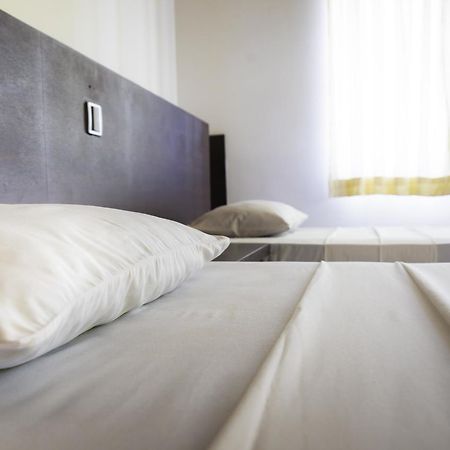 Hotel Sunshine Colombo Buitenkant foto