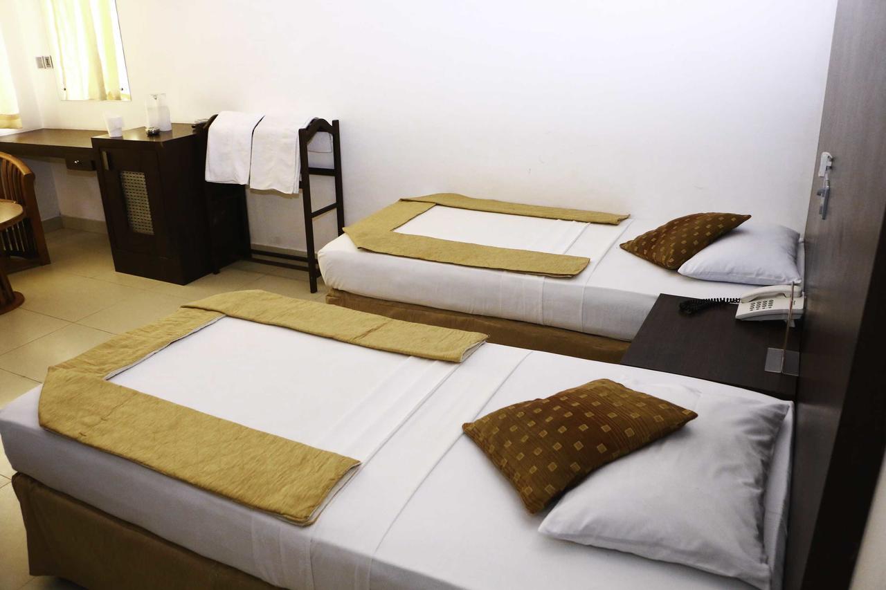 Hotel Sunshine Colombo Buitenkant foto